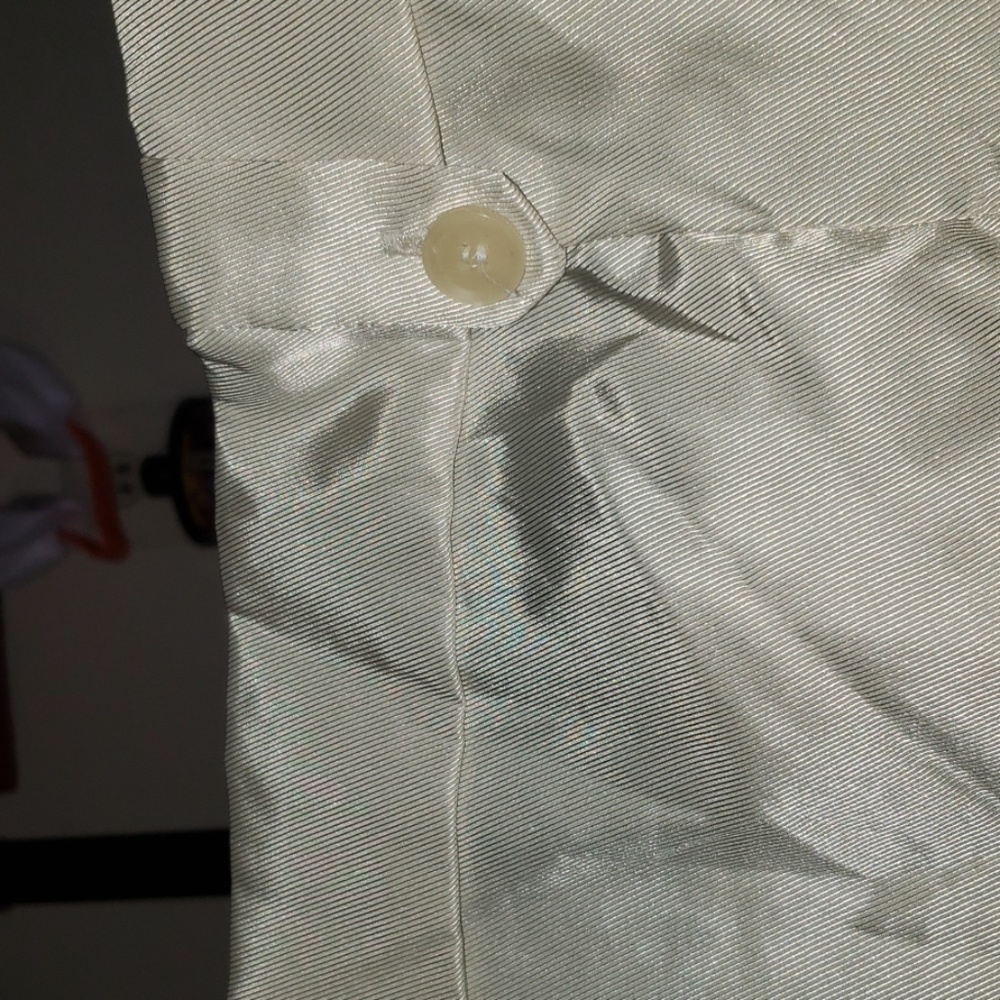 Shorts - Picture 6 of 6